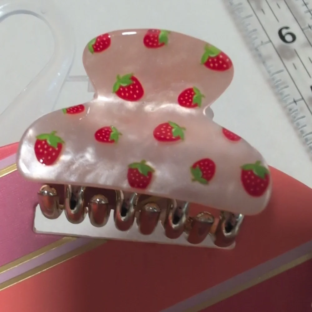 Piper K Set of 6 Claw Hair Clips Cherry, Strawberry, and More